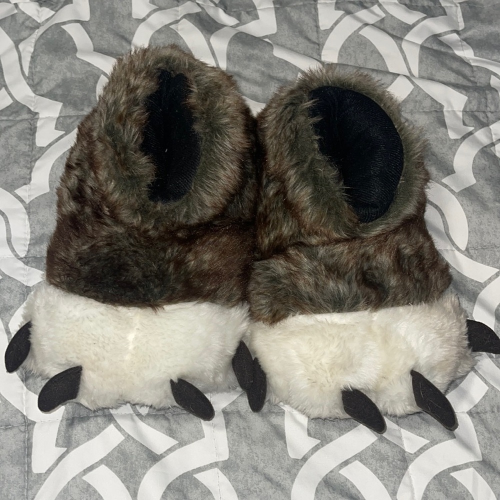 Great Wolf Lodge Slippaws Slipper - Adult One Size Fits All! GUC
